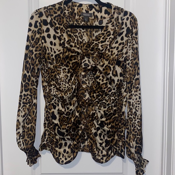Silky leaped print blouse - Picture 1 of 3